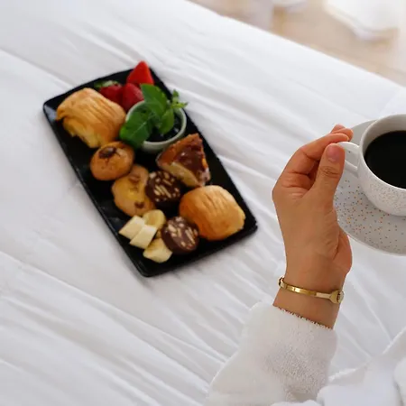 Doanesia Premium & Hotel 4*