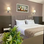 Hotel Doanesia Premium & 4*