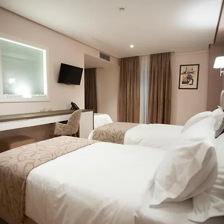 Doanesia Premium & فندق 4*