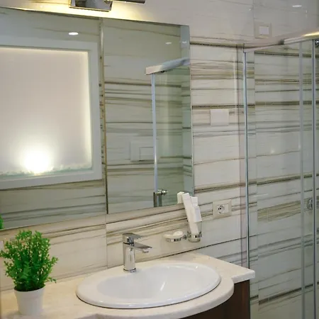 Doanesia Premium & Hotel Tirana