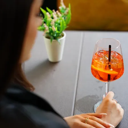 فندق Doanesia Premium & 4*