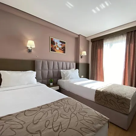 Hotel Doanesia Premium & 4*