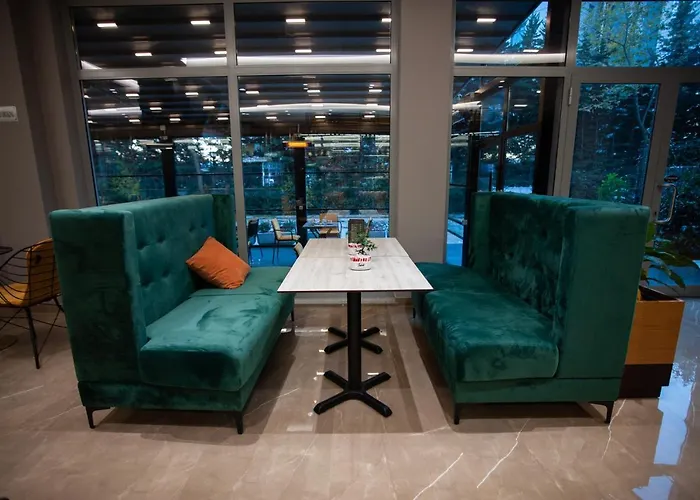 Doanesia Premium & Hotel