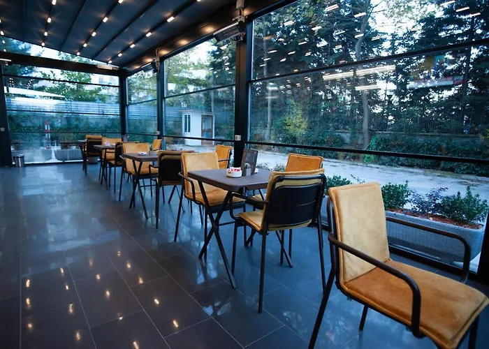 Doanesia Premium & Hotel Mezez