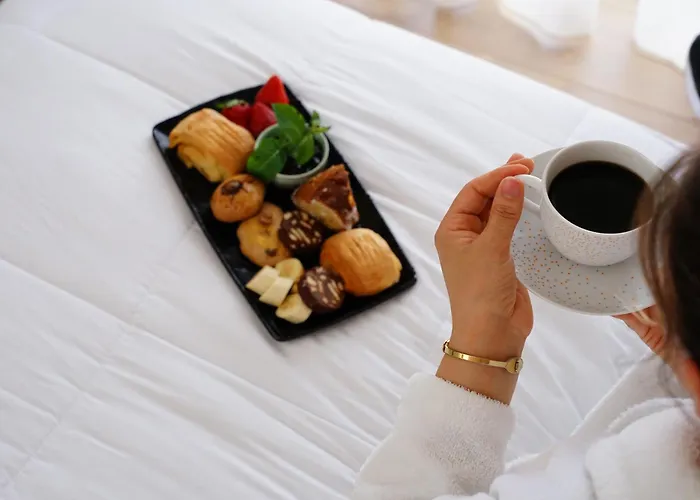 Doanesia Premium & Hotel 4*