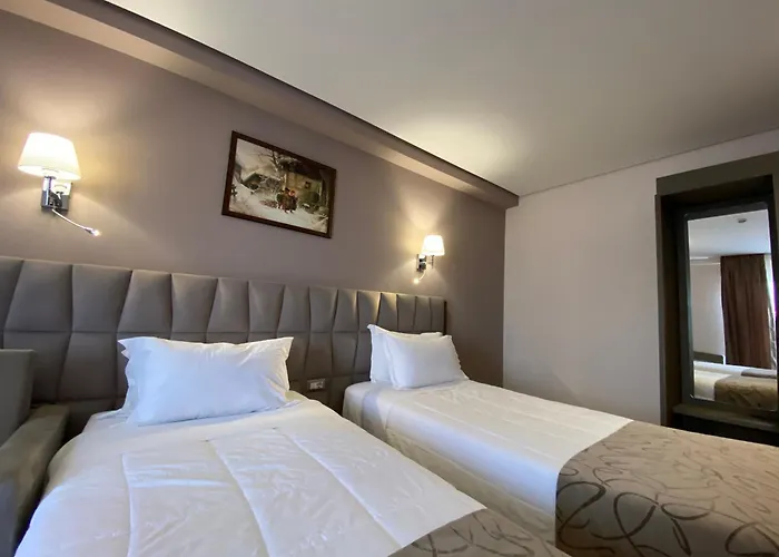 Doanesia Premium & Hotel 4*