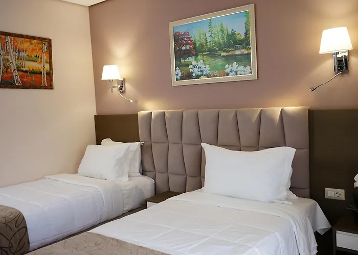 Hotel Doanesia Premium &